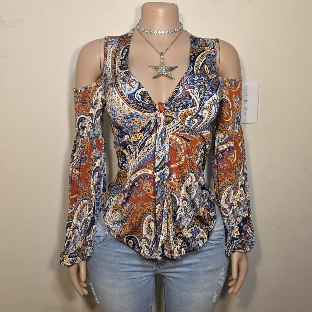 VENUS Multicolor Paisley Cold Shoulder Top